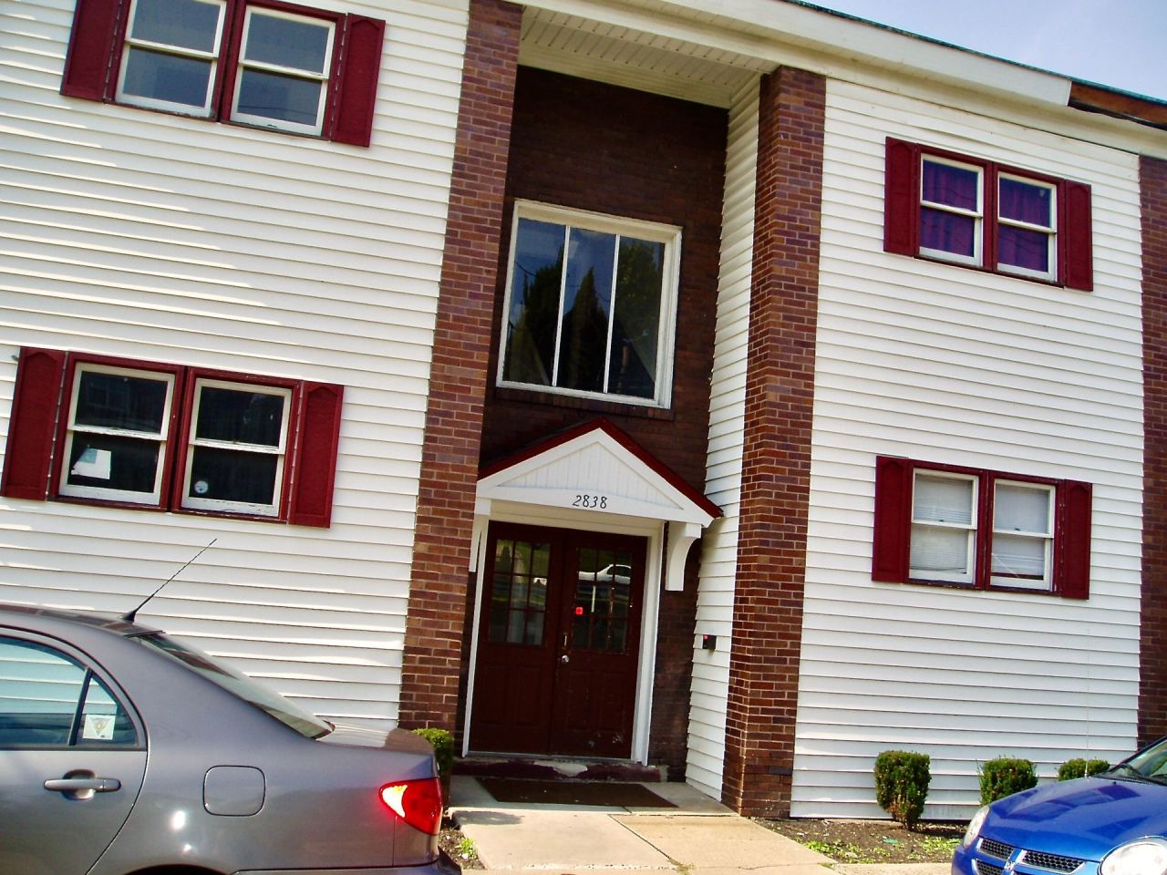 2838 Broadway Avenue Image 2