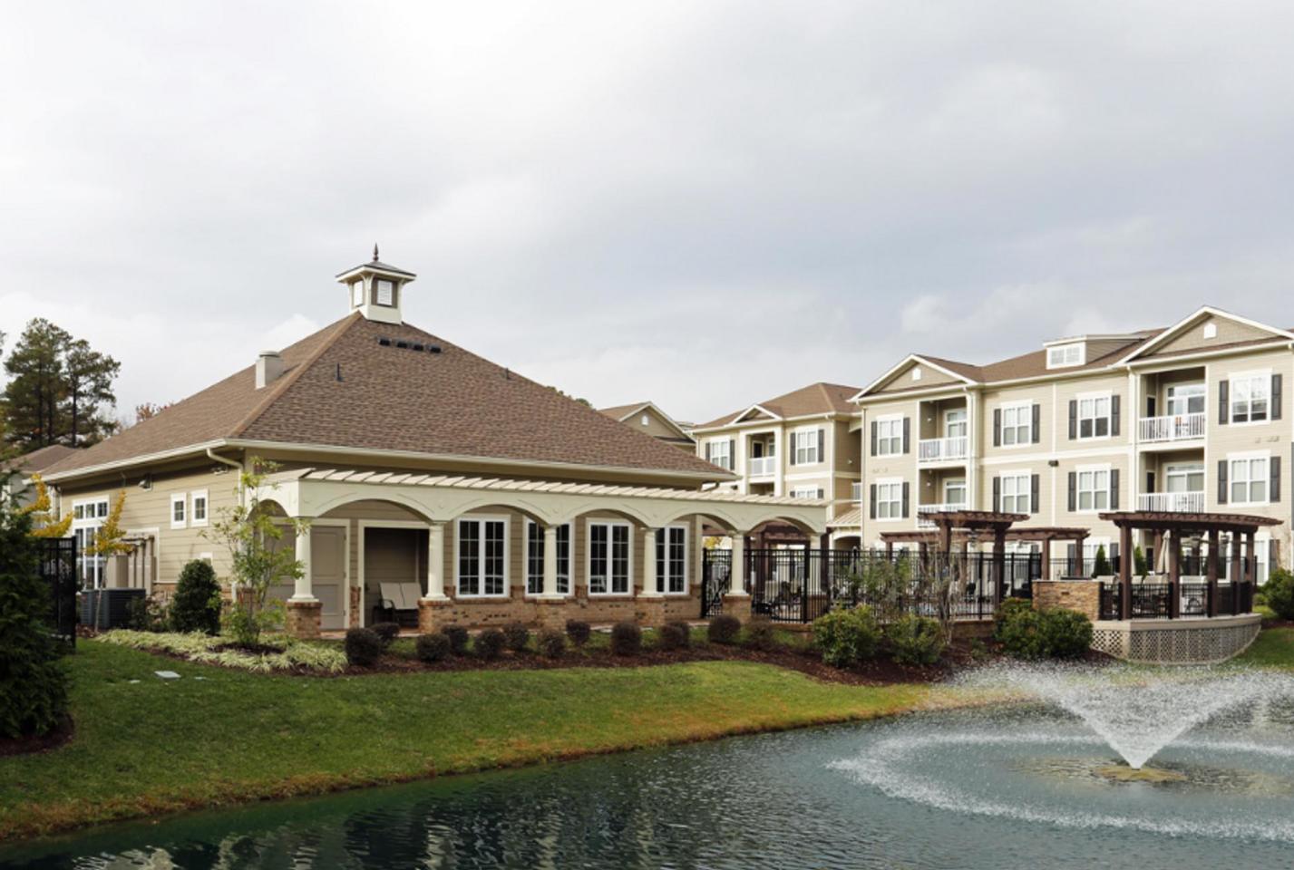 Briton Trace Apartments Image 6