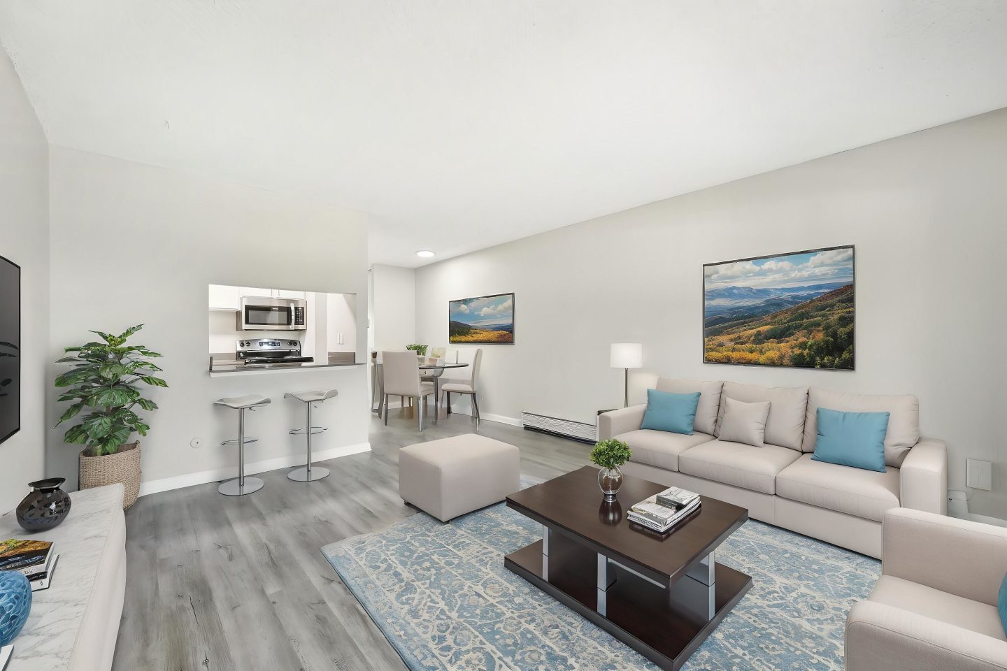 3300 Tamarac Image 4