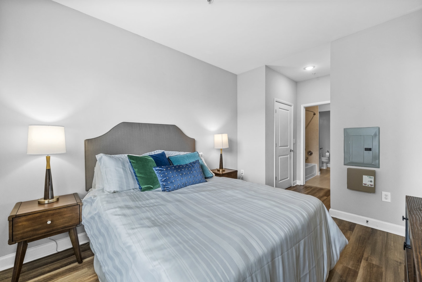Harbor Pointe Image 89