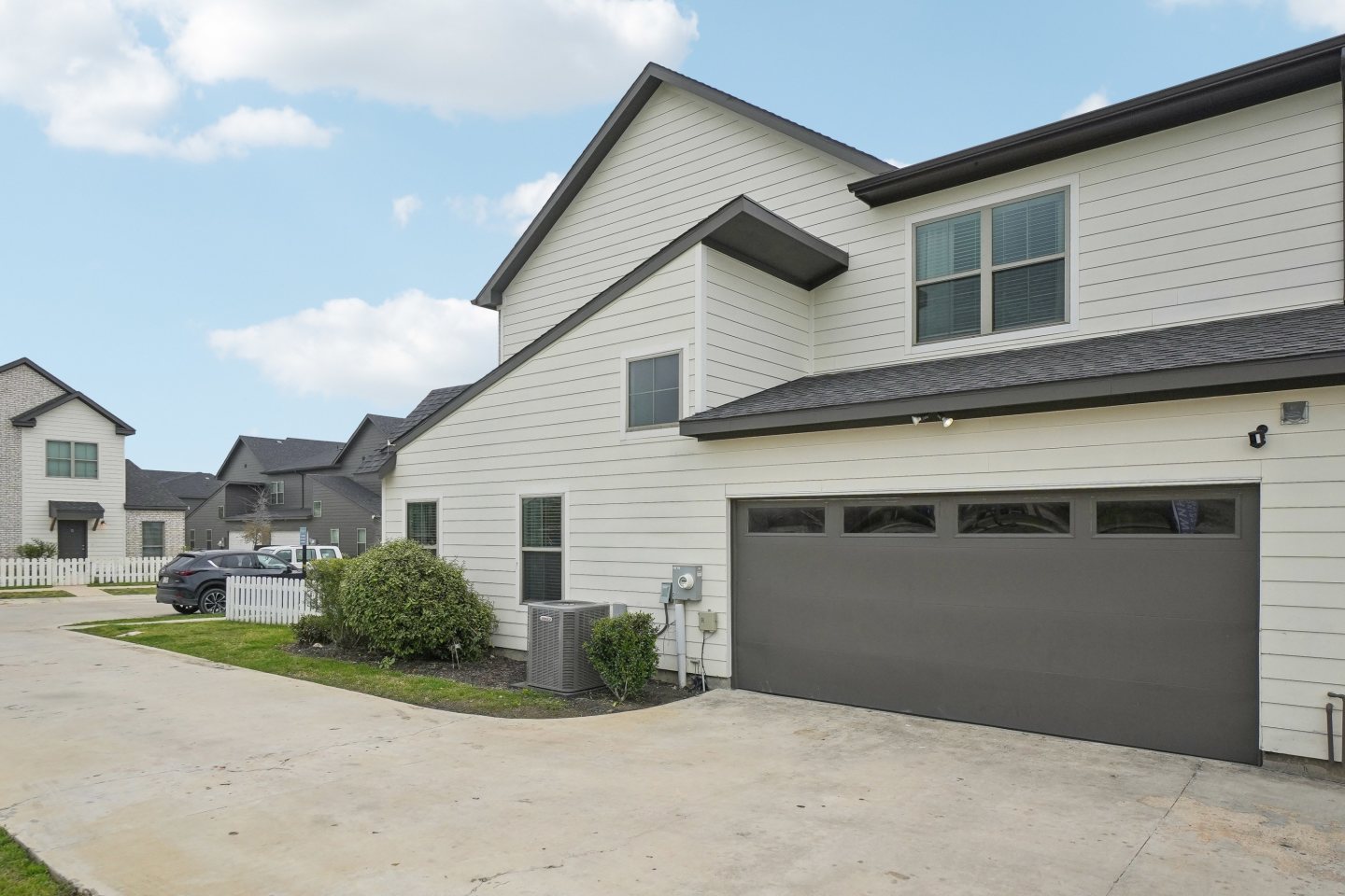 Townhomes at Princeton Meadows Image 26