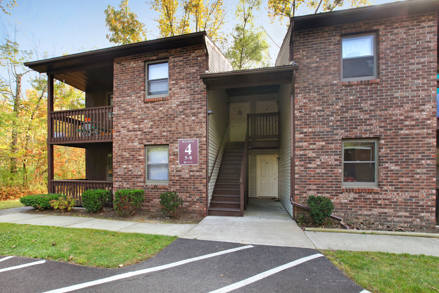 Grecian Terrace Apartments Image 4