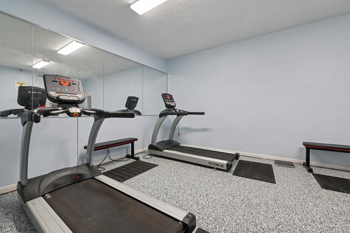 Pine Creek Apartments Image 33