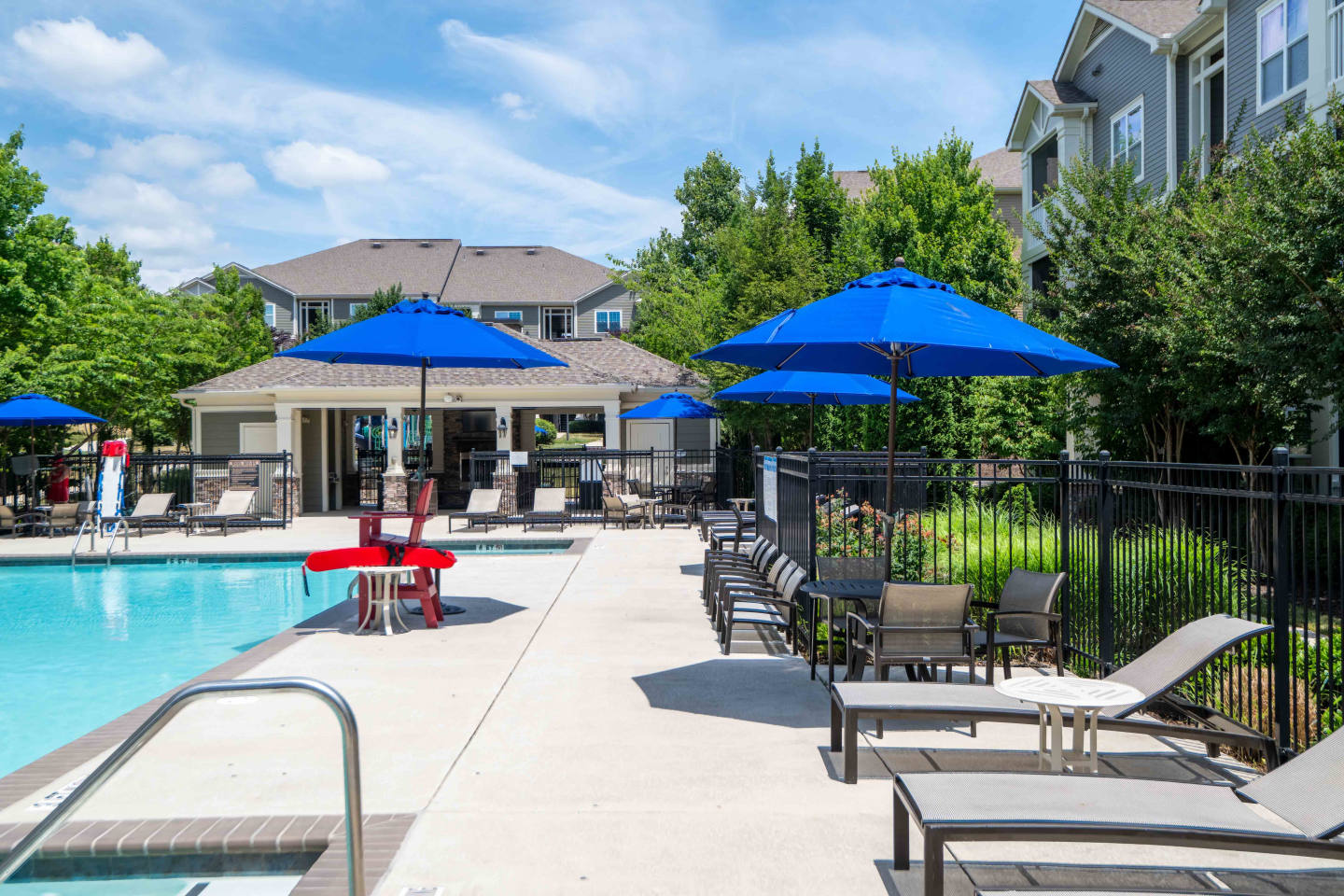 Oasis at Montclair Image 10