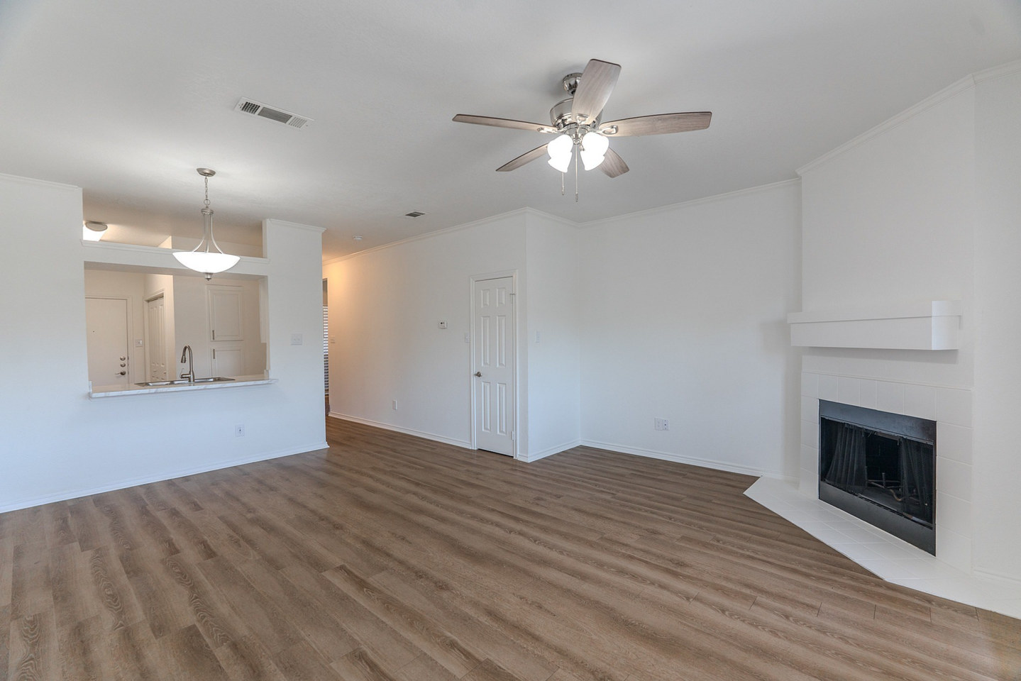 Oaks Of Arlington Image 45