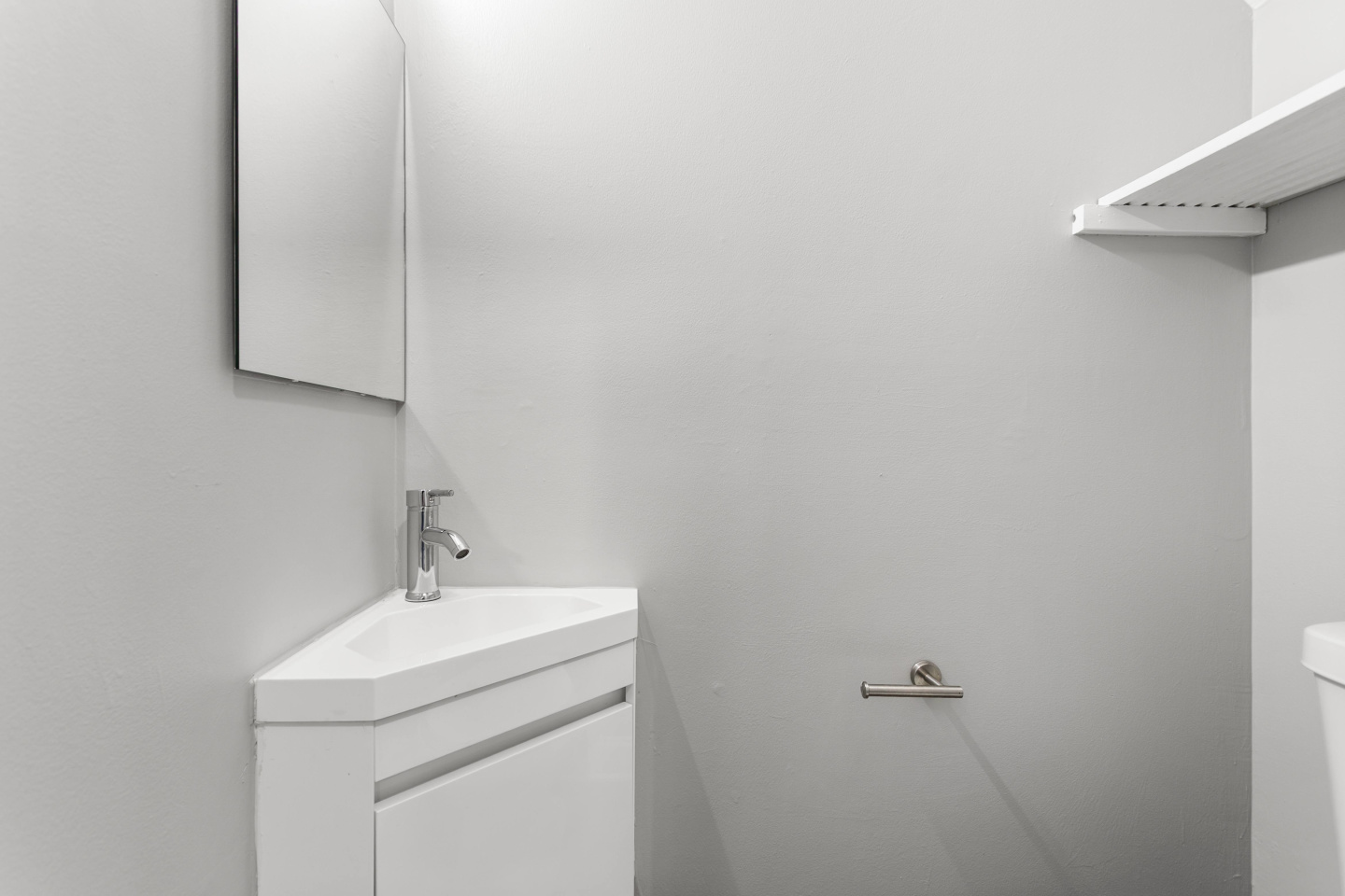 Meadowview Apartments and Townhomes Image 24