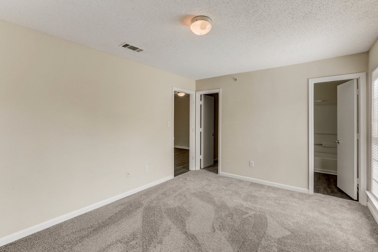 Forest Glen Image 28