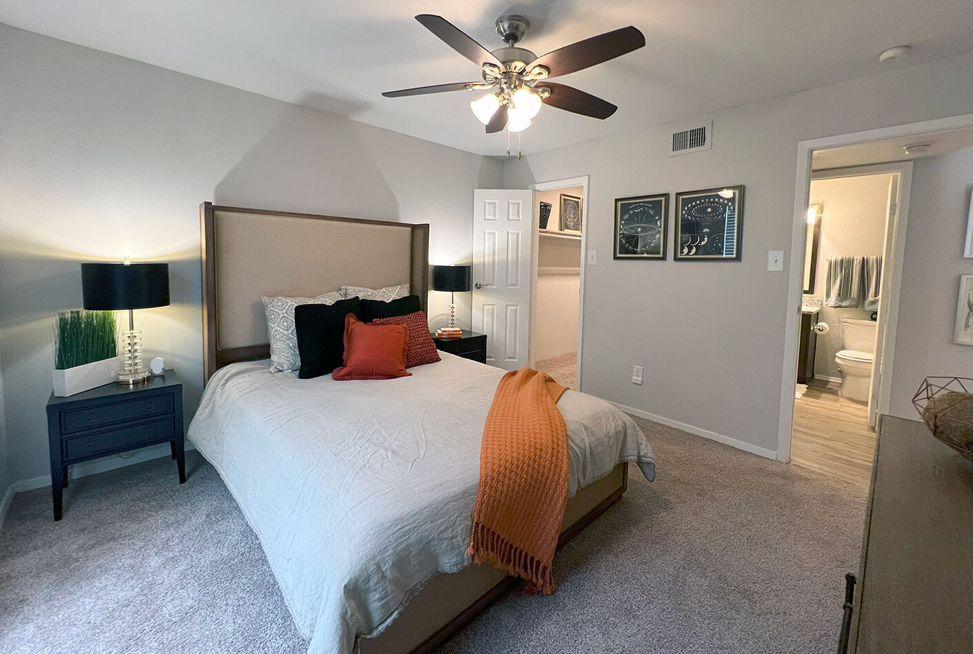 Village Green Apartments Image 4