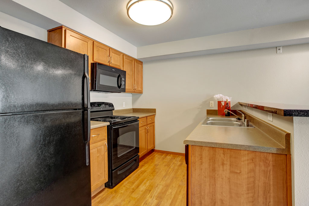 Echo Lake Apartments Image 12