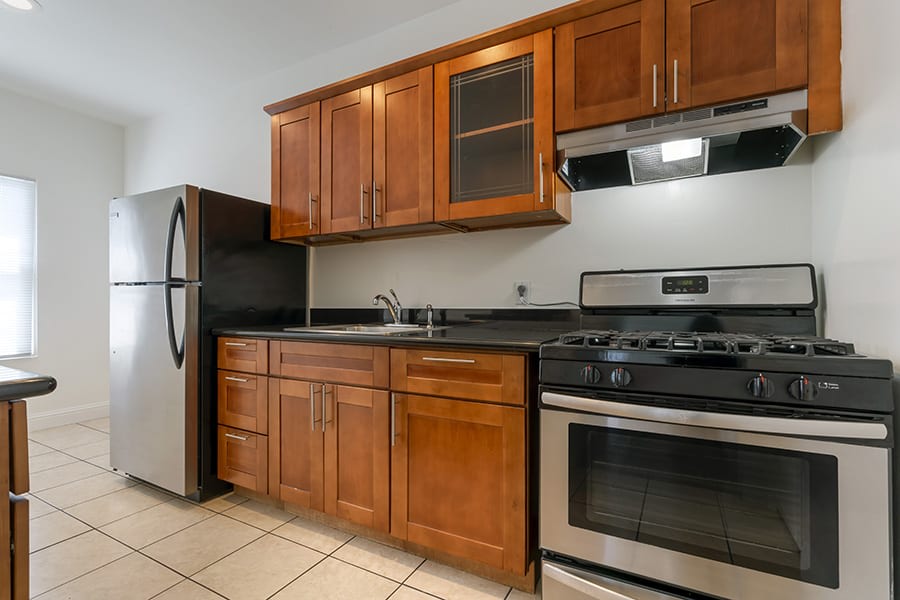 454 34th Street Apartments Image 6