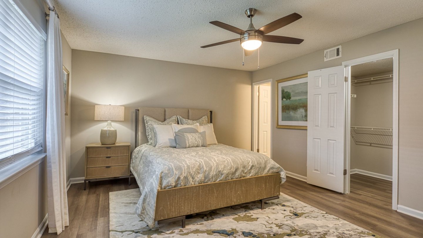 Holly Point Apartments Image 72