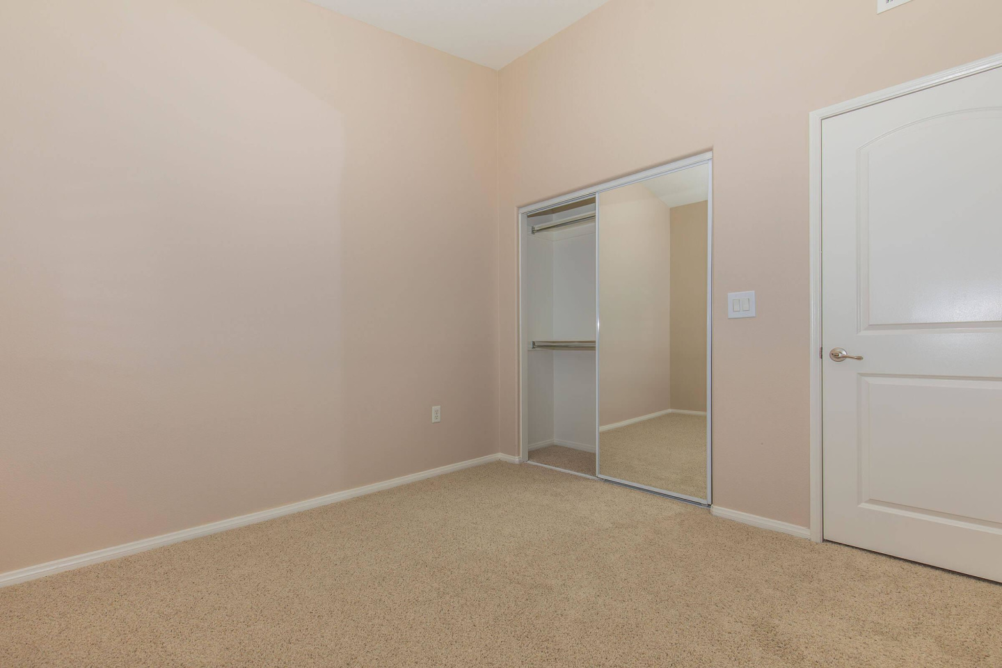 Meadow Square Apartment Homes - Affordable Housing Image 8