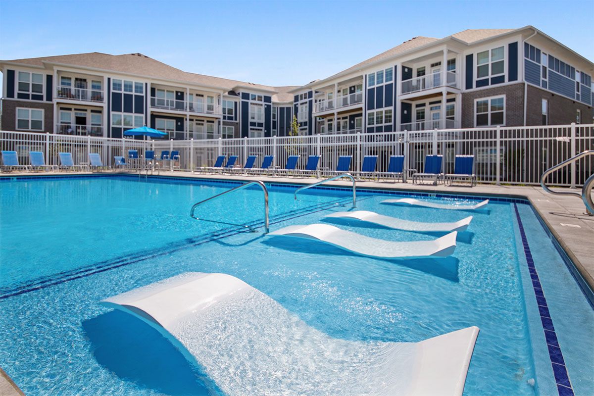 Shoreline Flats Image 1