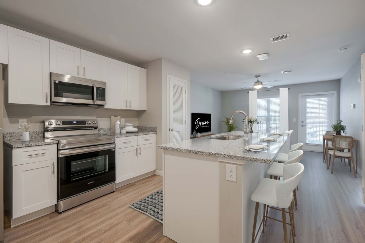 Dream Winter Haven Image 13