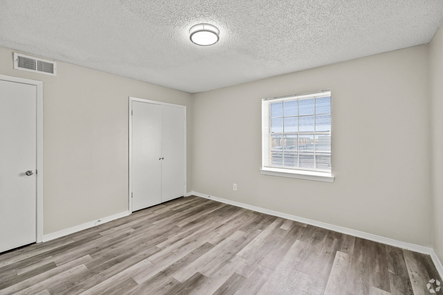 La Bella Apartments Image 19