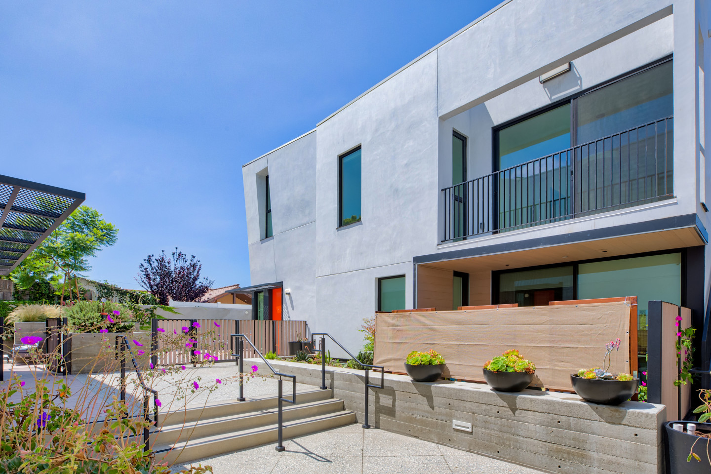 810 Ashland Image 8
