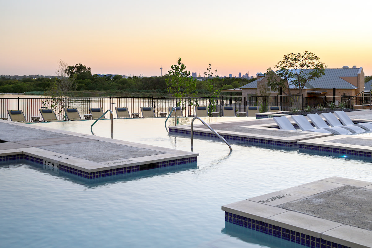 Salado at Red Berry Image 27