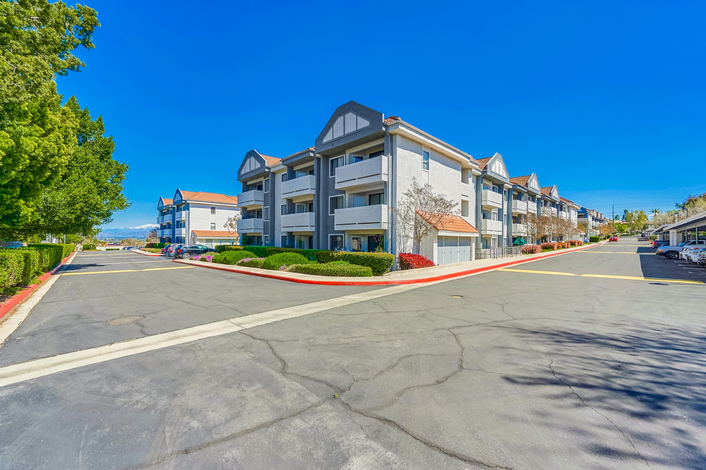 Casa Grande Senior Apartments - Senior Housing Image 12