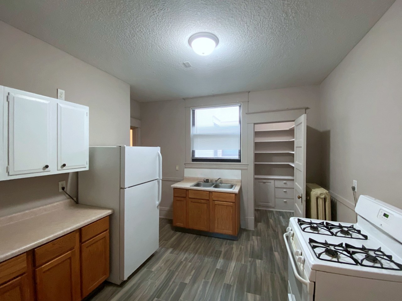458 South Robert Street Image 4