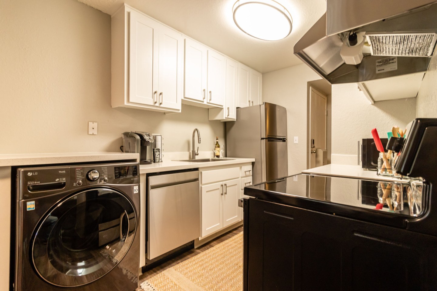 The Element Apartment Homes Image 11