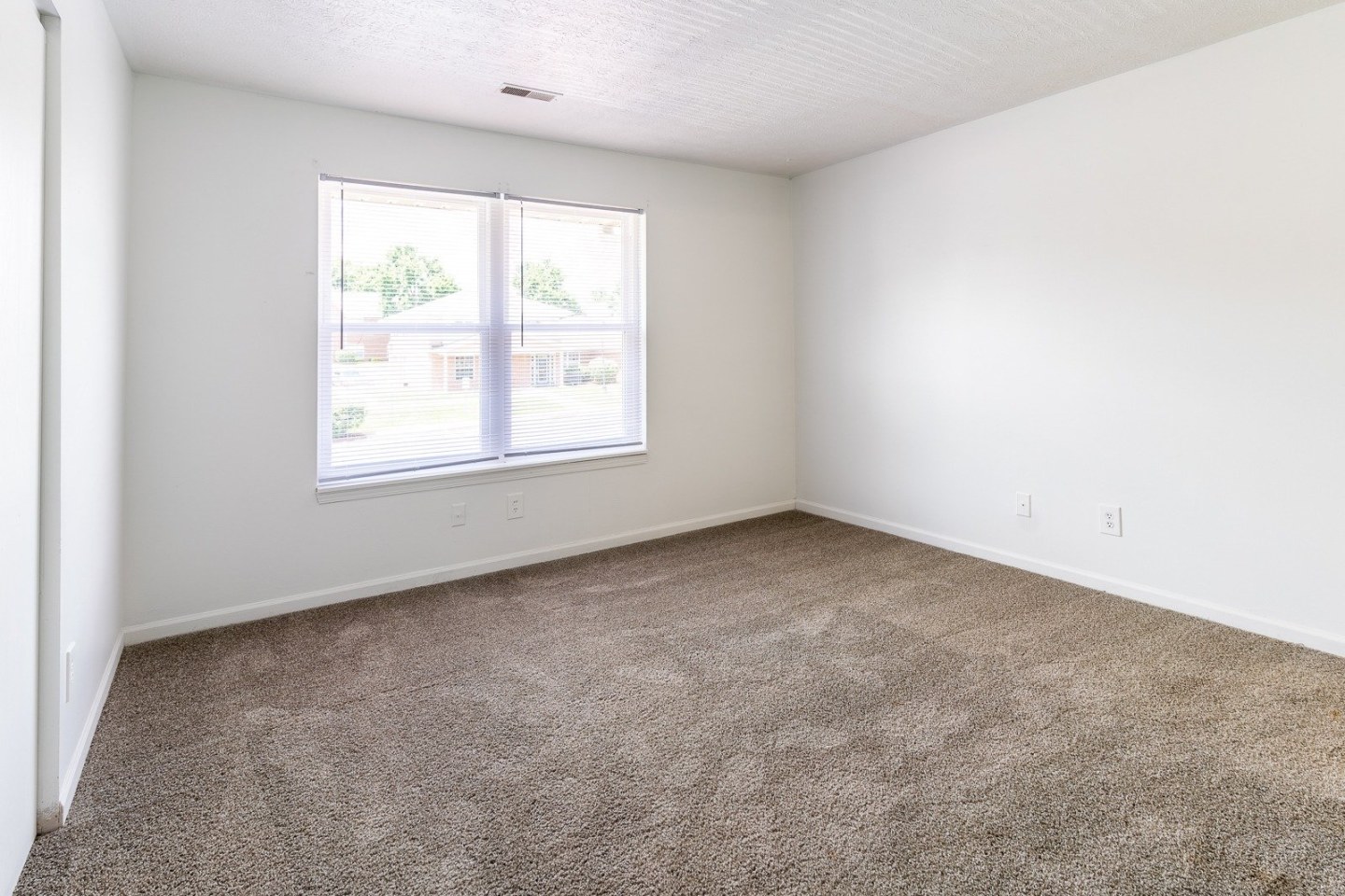 Hub of New Albany Apartments Image 16