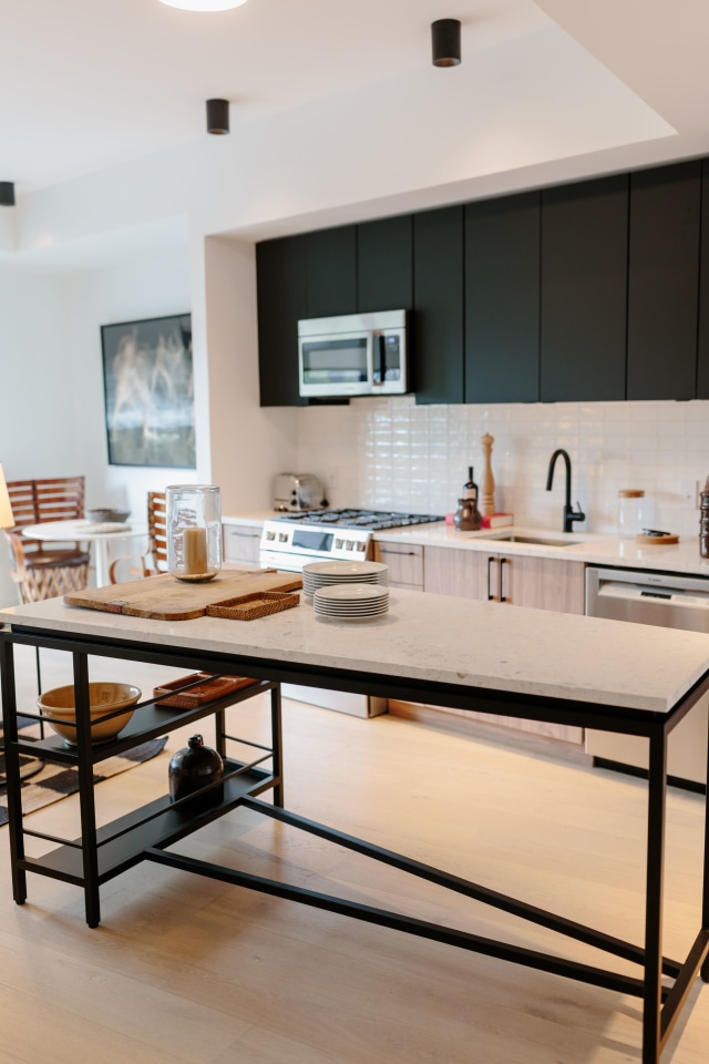 Overline Residences Image 19