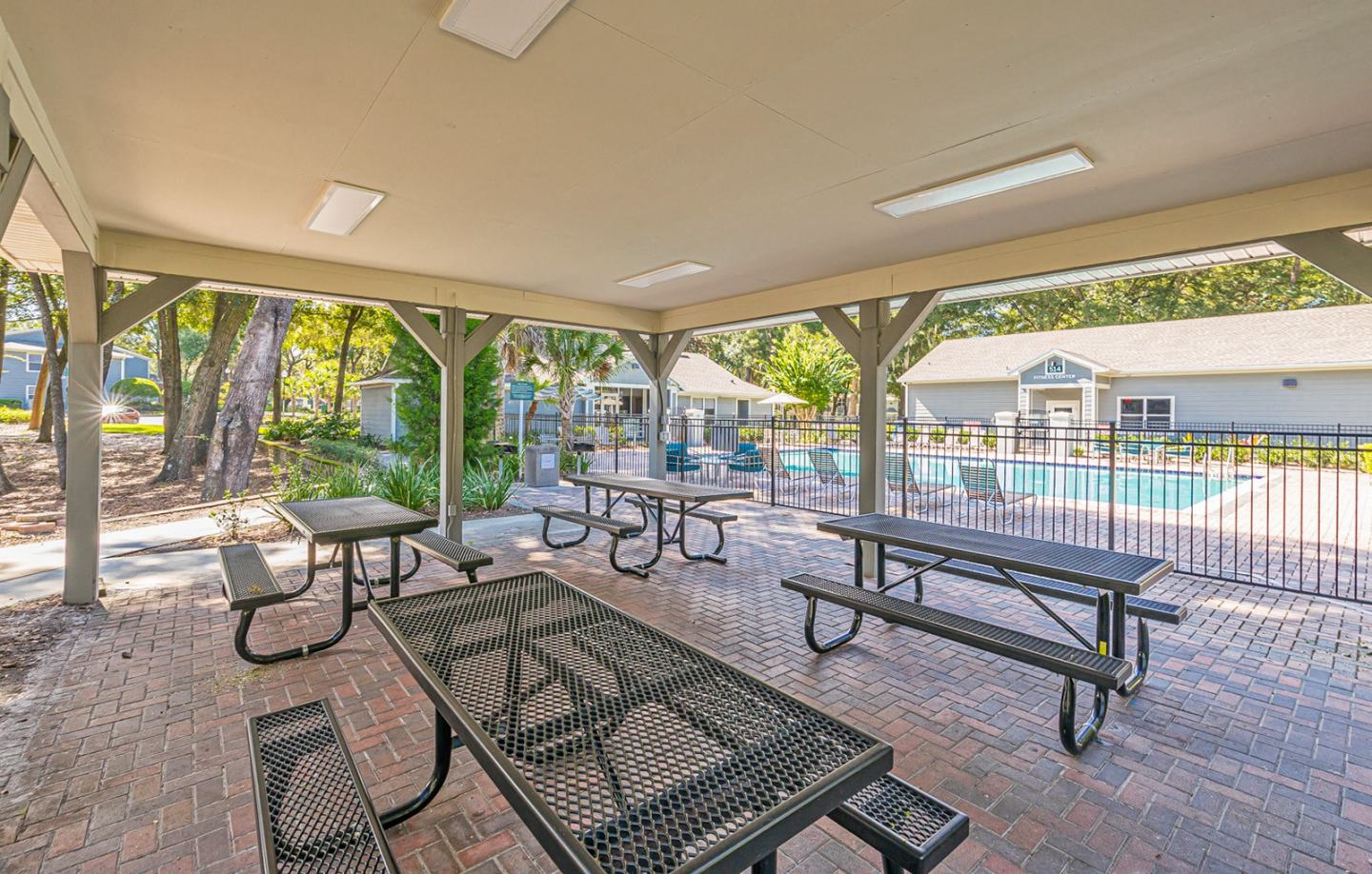 Enclave at Pine Oaks Image 14
