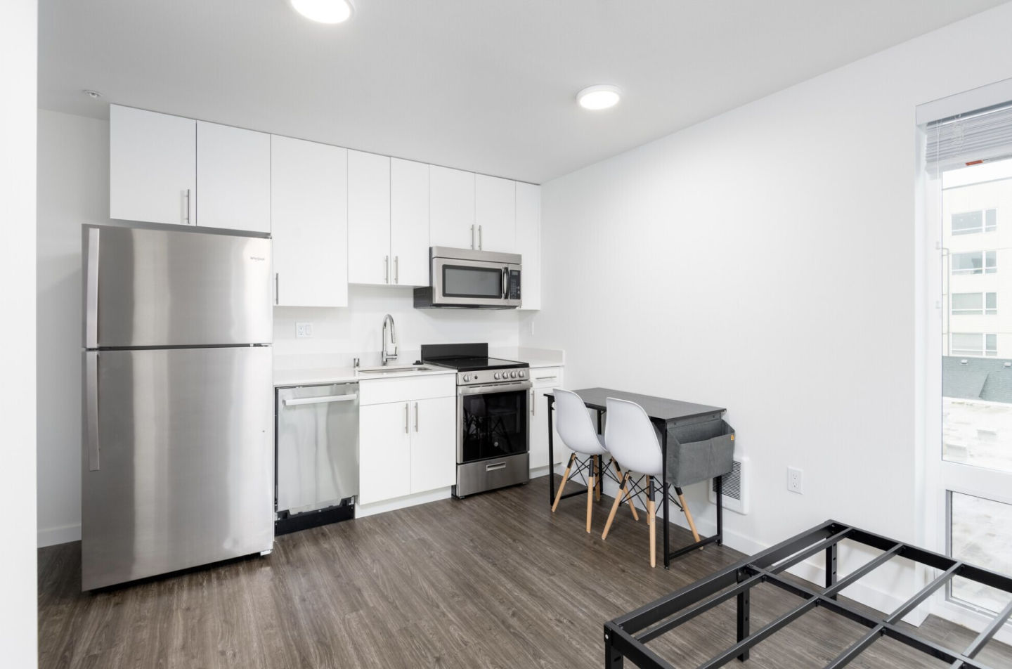 Montclair Apartments - Student Housing Image 5