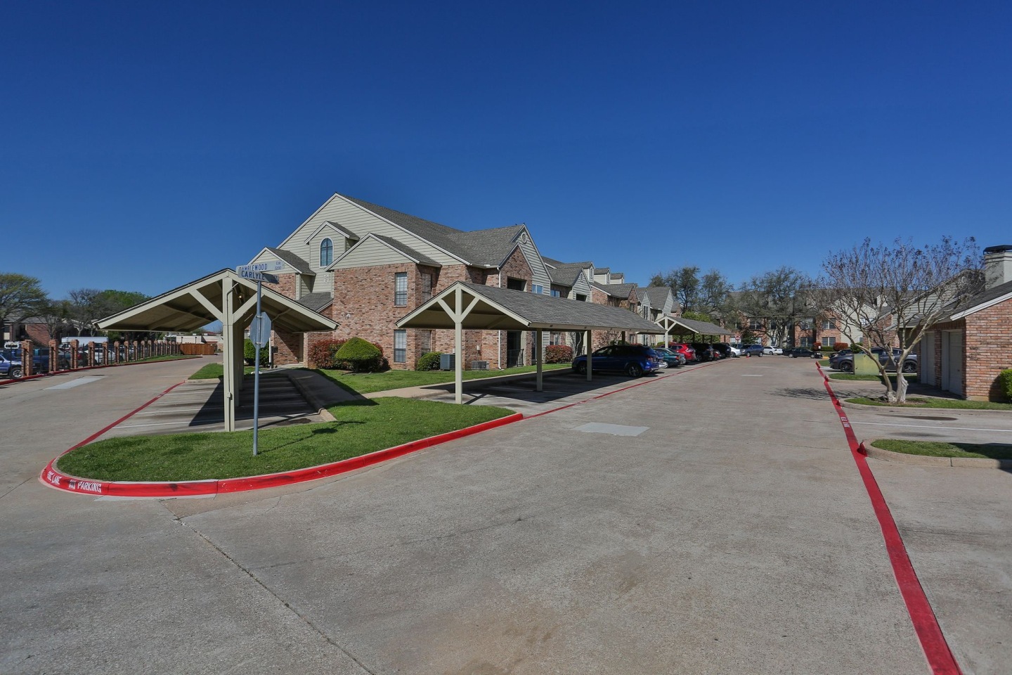 Arlington Hills Image 13