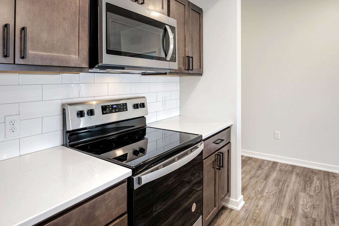 148th Place Apartments Image 7