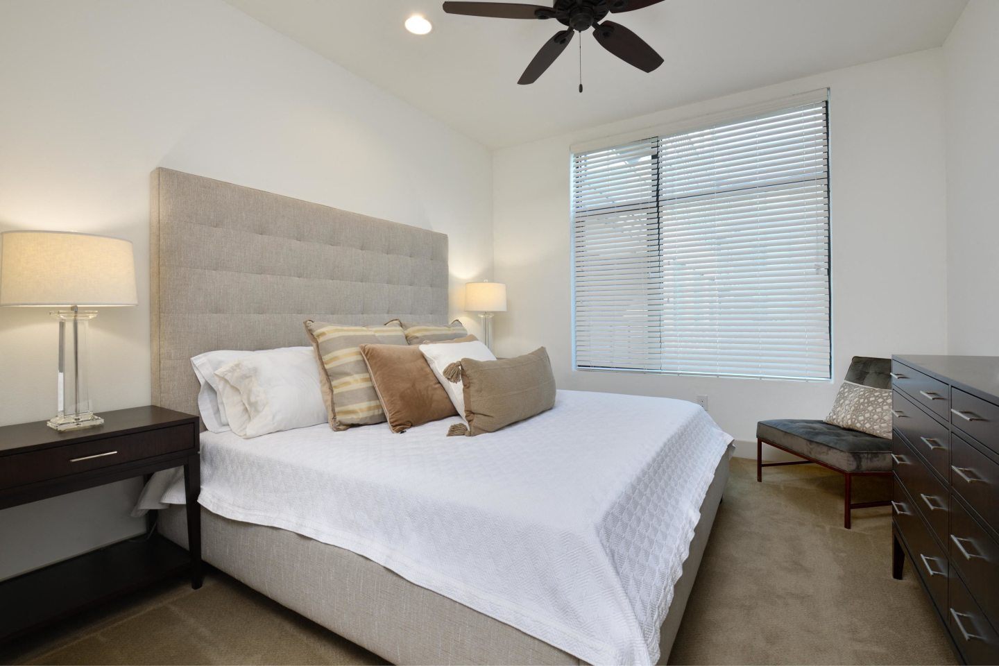 100 Park Image 47