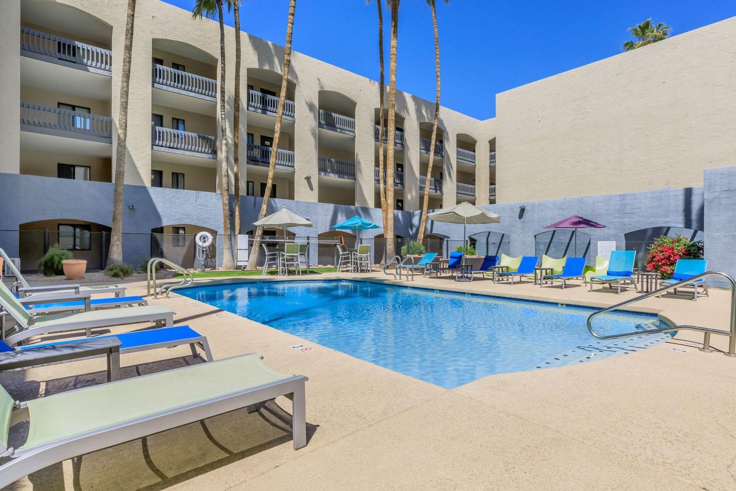 4127 Arcadia Image 1