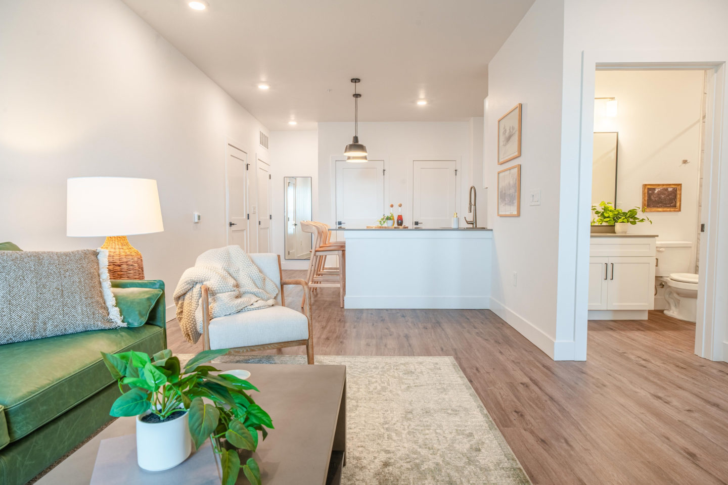 Maverick Modern Apartments Image 11
