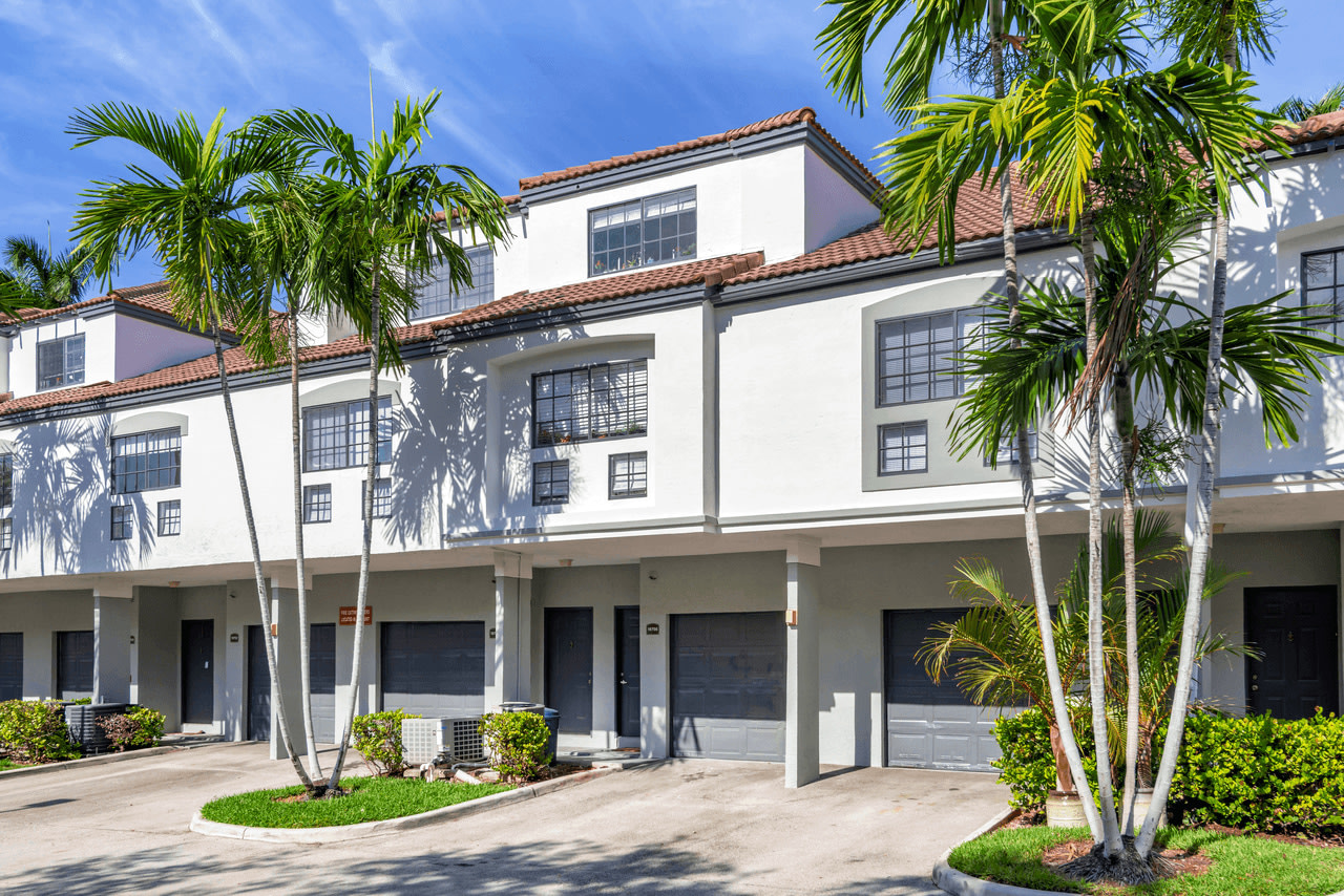 Promenade at Aventura Apartments Image 7
