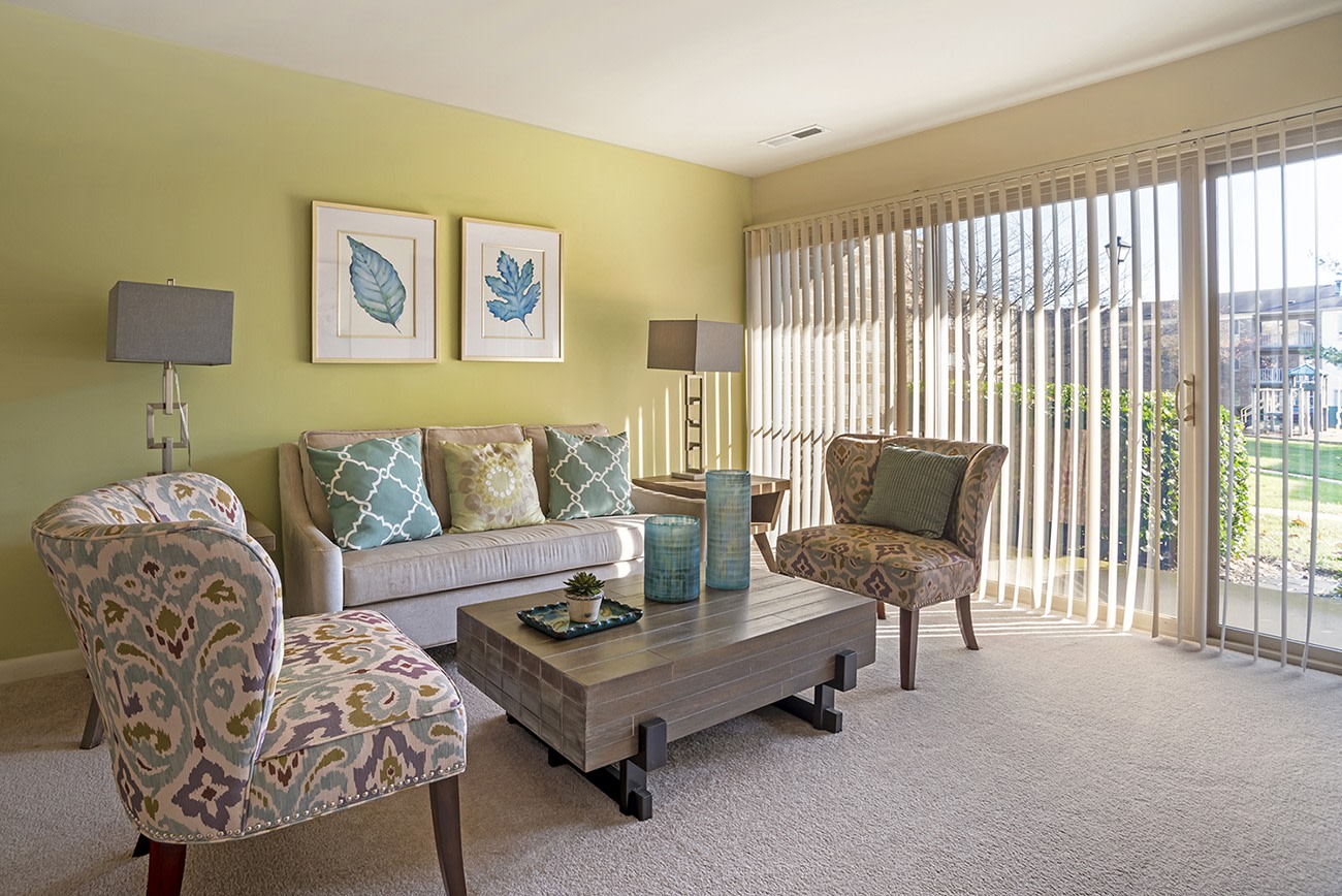The Apartments at Elmwood Terrace Image 6