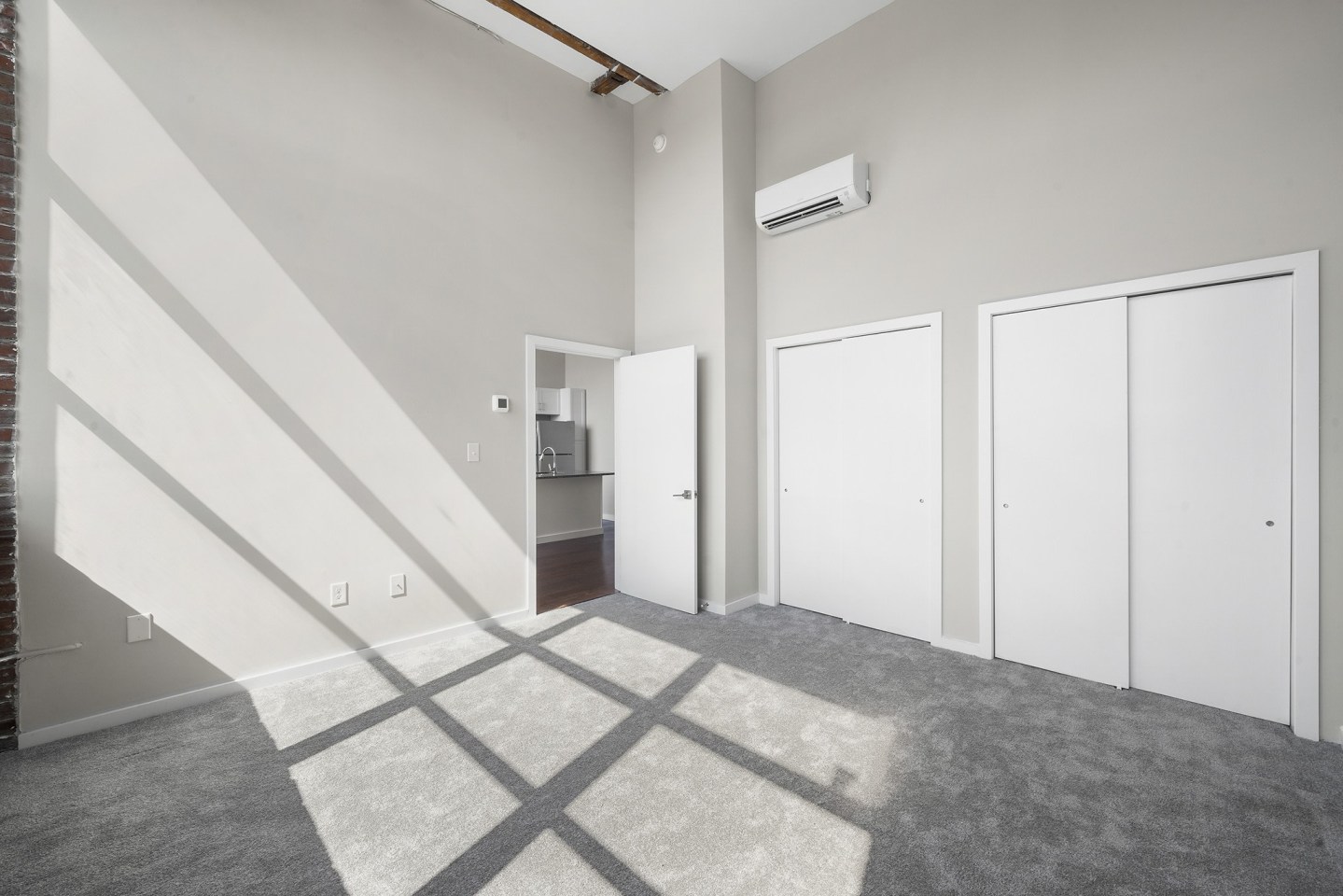 East Tioga Lofts Image 29