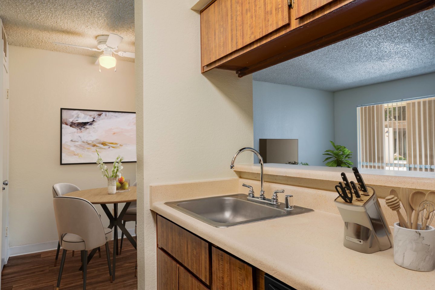 Eagle Point Apartments Image 8