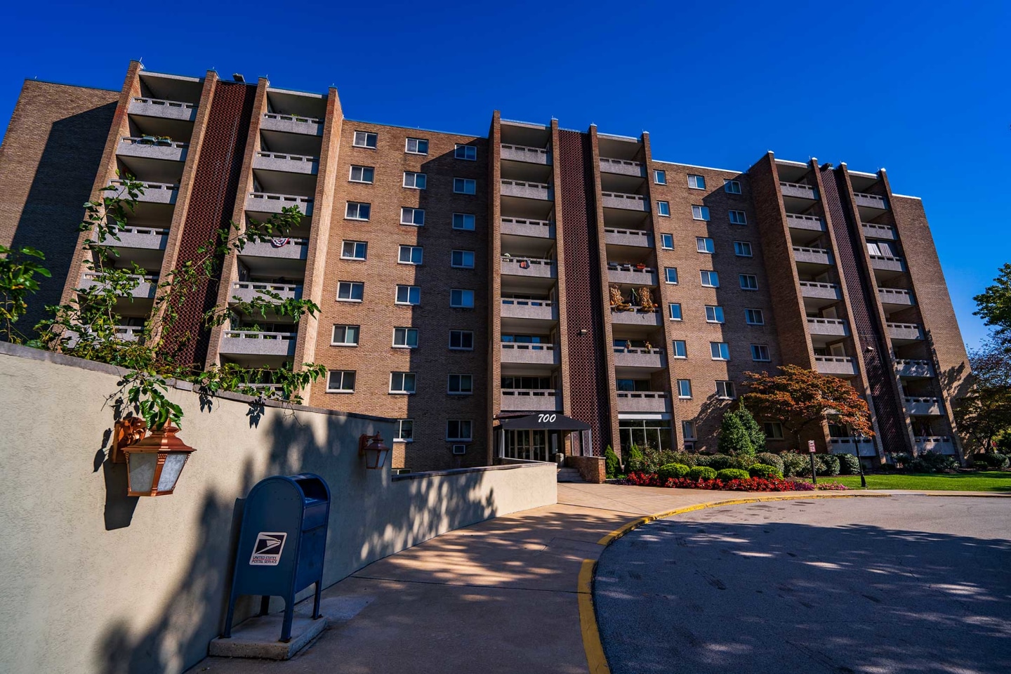 Laurel Village Apartments Image 21