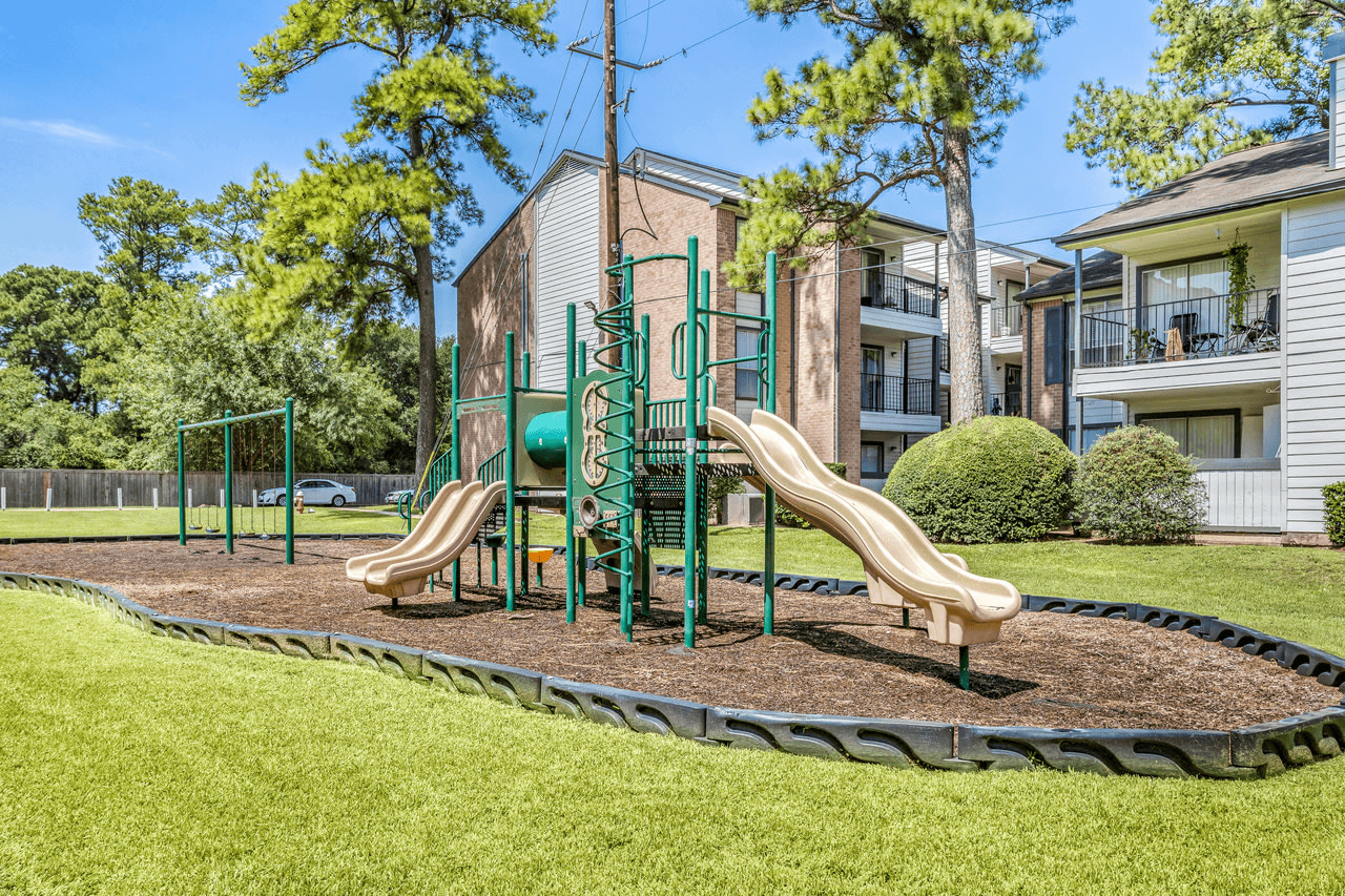 Brandon Oaks Apartments Image 9