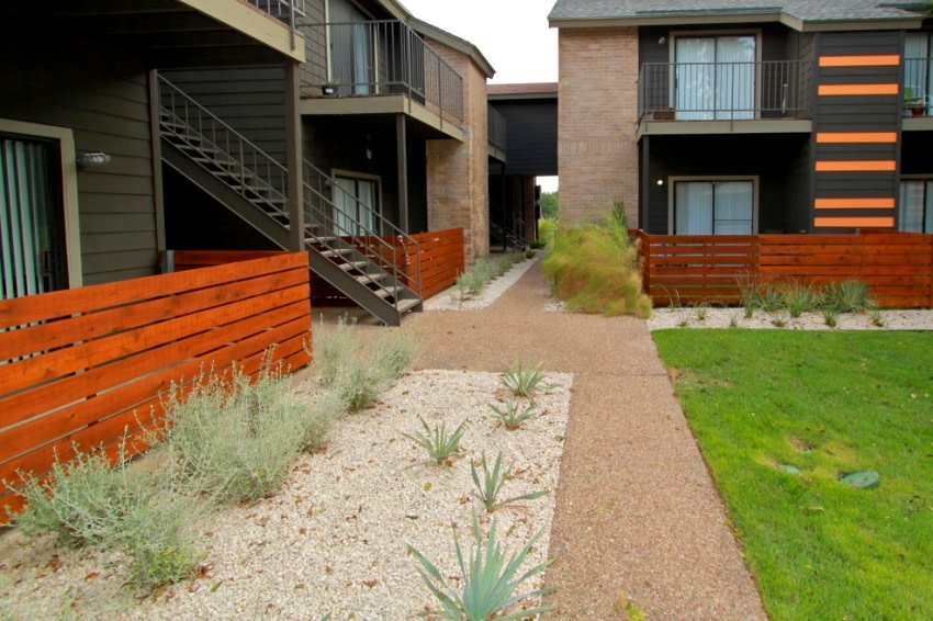 Enclave Image 43