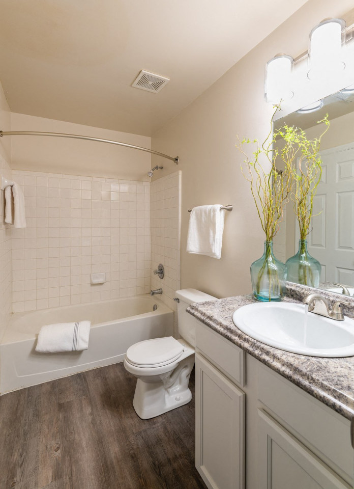 Meadow View Apartments & Townhomes Image 48