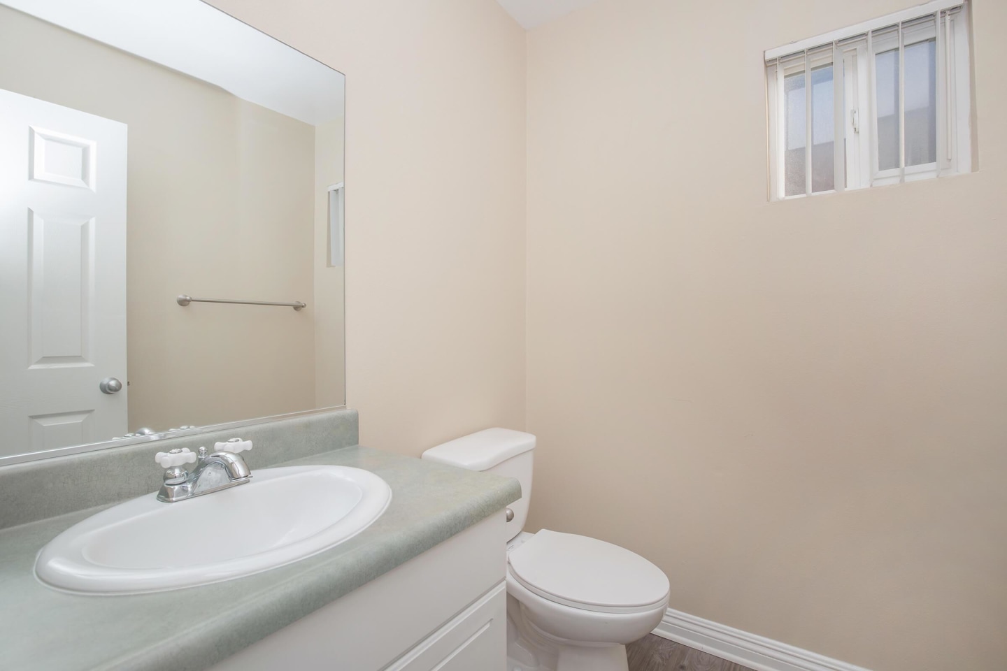 Sandpointe Cove Apartment Homes Image 20