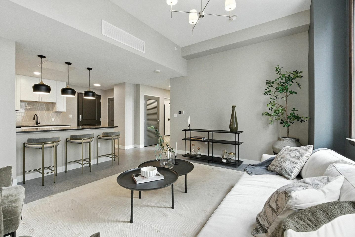 The Bulkley Residences at Playhouse Square Image 9