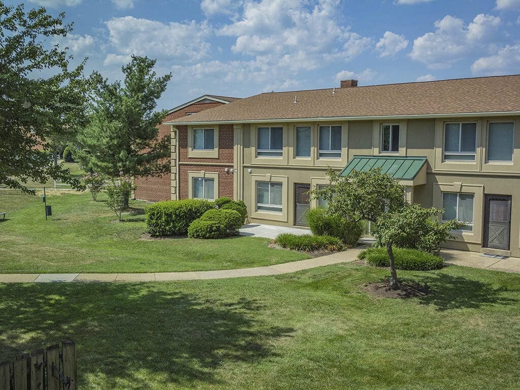 Bren Mar Apartments Image 10