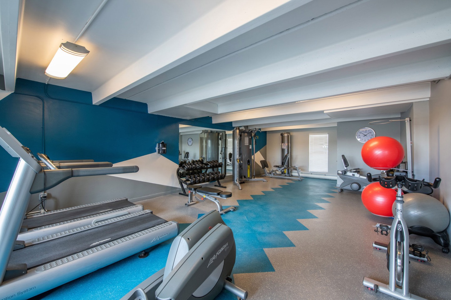 Monaco South Apartments Image 37