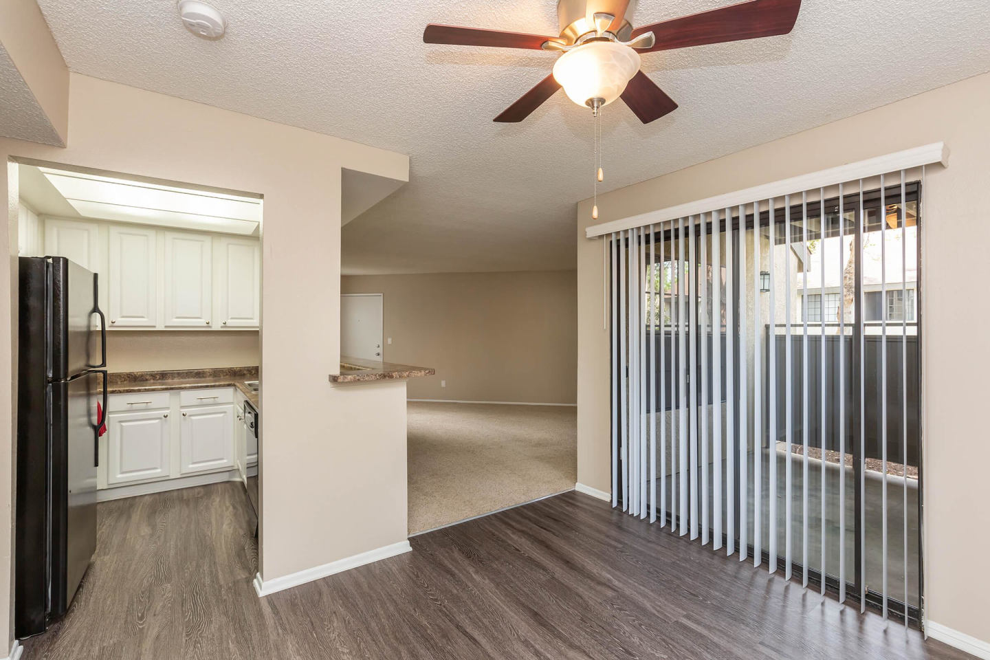 Oak Tree Court Image 31