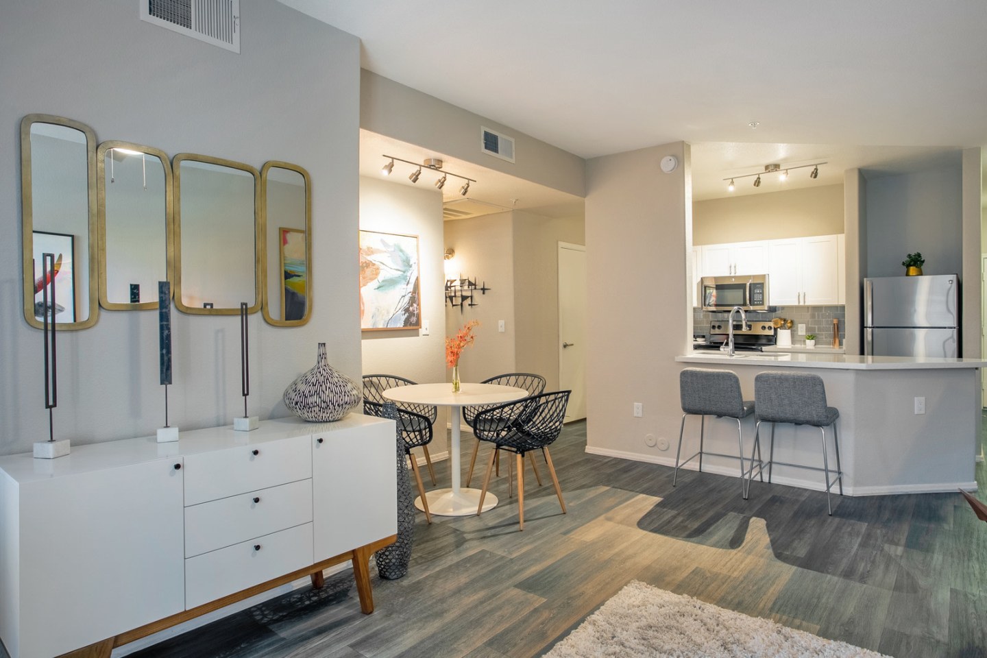 Mandarina Luxury Apartment Homes Image 57