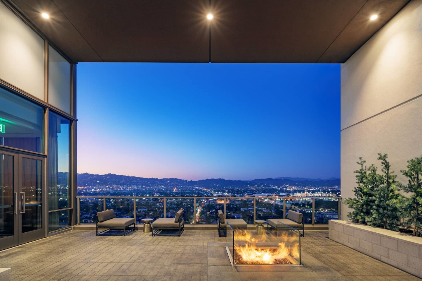 Vision on Wilshire Image 2