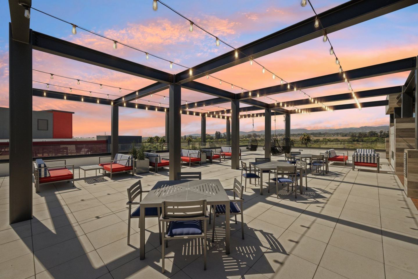 Panorama Apartments Image 40