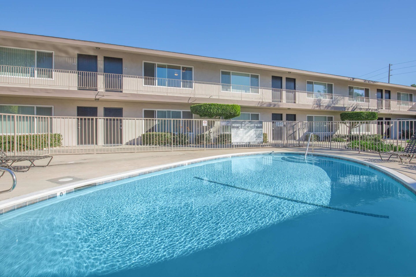 Playa Mediterranean Apartment Homes Image 4